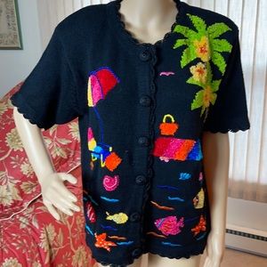 VINTAGE embroidered short sleeved sweater with bright Summer motif  NWT- Size M